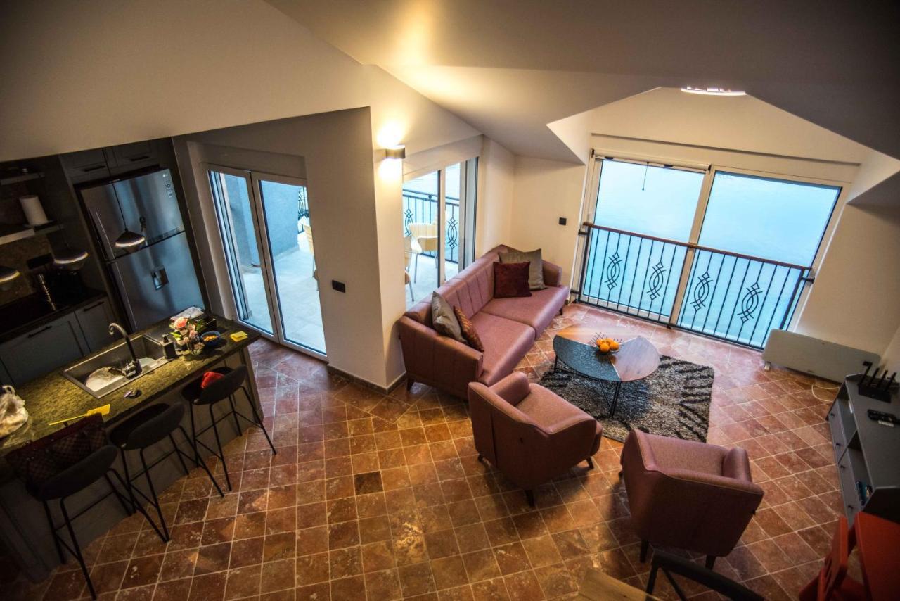 Modern Waterfront 3-Bed Apartment Donja Kostanjica 외부 사진